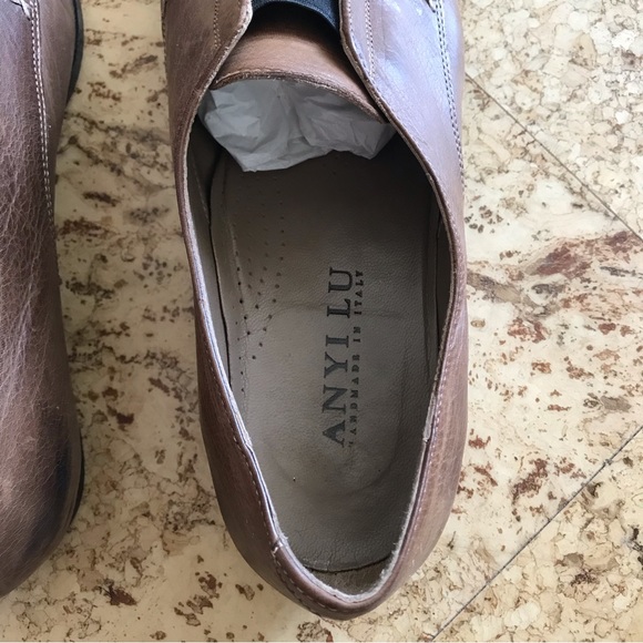 Anyi Lu Agnes leather flats in distressed chestnut - Picture 4 of 10